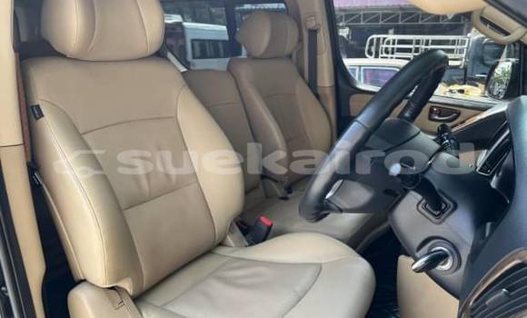 Buy Used Hyundai H1 Black Car in Bangkok in Bangkok Buy Used Hyundai H1 Black Car in Bangkok in Bangkok