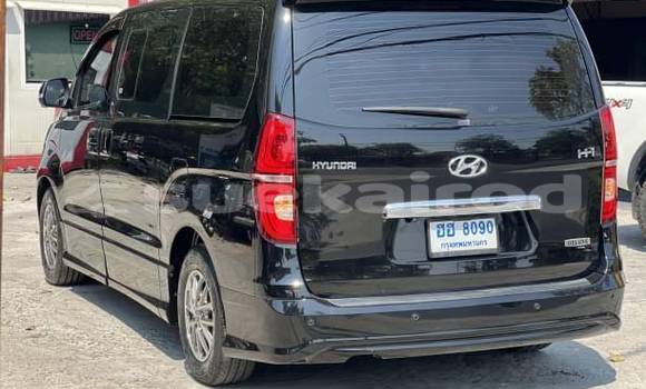 Buy Used Hyundai H1 Black Car in Bangkok in Bangkok Buy Used Hyundai H1 Black Car in Bangkok in Bangkok