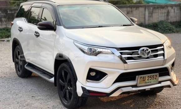 ซื้อ รถมือสอง Toyota Fortuner ขาว รถยนต์ ใน %{เมือง} ใน กรุงเทพมหานคร ซื้อ รถมือสอง Toyota Fortuner ขาว รถยนต์ ใน %{เมือง} ใน กรุงเทพมหานคร