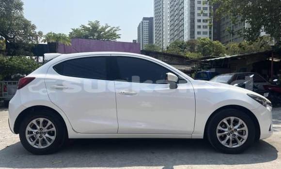 Buy Used Mazda 2 White Car in Bangkok in Bangkok Buy Used Mazda 2 White Car in Bangkok in Bangkok