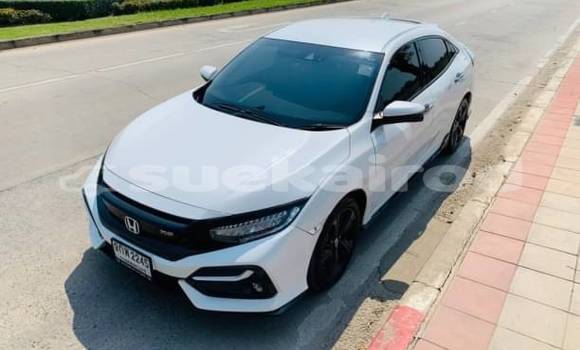 Buy Used Honda Civic White Car in Bangkok in Bangkok
