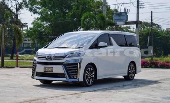 Buy Used Toyota Vellfire White Car in Bangkok in Bangkok Buy Used Toyota Vellfire White Car in Bangkok in Bangkok