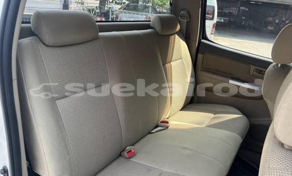 Buy Used Toyota Hiluxe VIGO White Car in Bangkok in Bangkok Buy Used Toyota Hiluxe VIGO White Car in Bangkok in Bangkok