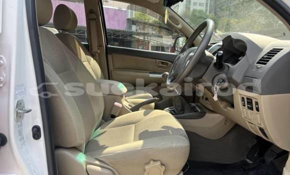 Buy Used Toyota Hiluxe VIGO White Car in Bangkok in Bangkok Buy Used Toyota Hiluxe VIGO White Car in Bangkok in Bangkok