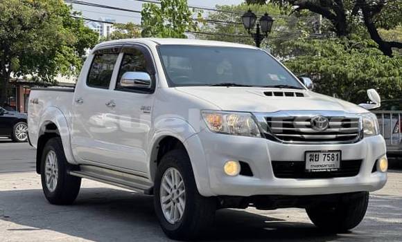 Buy Used Toyota Hiluxe VIGO White Car in Bangkok in Bangkok Buy Used Toyota Hiluxe VIGO White Car in Bangkok in Bangkok
