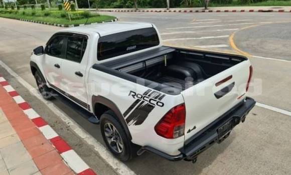 Buy Used Toyota Hiluxe Revo White Car in Bangkok in Bangkok Buy Used Toyota Hiluxe Revo White Car in Bangkok in Bangkok