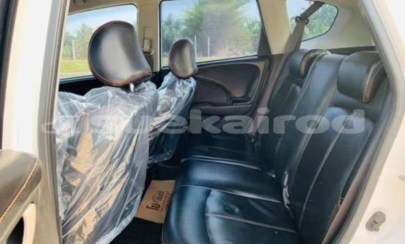 Buy Used Honda Jazz White Car in Bangkok in Bangkok Buy Used Honda Jazz White Car in Bangkok in Bangkok