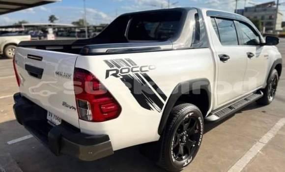 Buy Used Toyota Hiluxe Revo White Car in Bangkok in Bangkok Buy Used Toyota Hiluxe Revo White Car in Bangkok in Bangkok