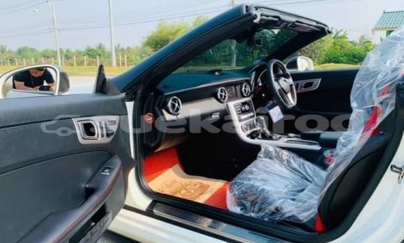 Buy Used Mercedes-Benz SLC-klasse AMG White Car in Bangkok in Bangkok Buy Used Mercedes-Benz SLC-klasse AMG White Car in Bangkok in Bangkok