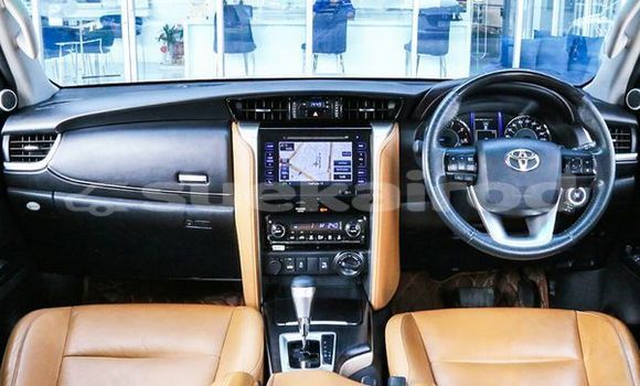 ซื้อ รถมือสอง Toyota Fortuner ขาว รถยนต์ ใน %{เมือง} ใน กรุงเทพมหานคร ซื้อ รถมือสอง Toyota Fortuner ขาว รถยนต์ ใน %{เมือง} ใน กรุงเทพมหานคร