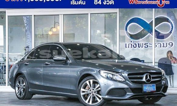 ซื้อ รถมือสอง Mercedes-Benz C-Classe เงิน รถยนต์ ใน %{เมือง} ใน กรุงเทพมหานคร