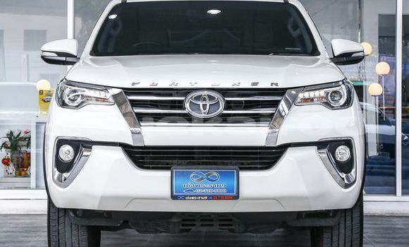 ซื้อ รถมือสอง Toyota Fortuner ขาว รถยนต์ ใน %{เมือง} ใน กรุงเทพมหานคร ซื้อ รถมือสอง Toyota Fortuner ขาว รถยนต์ ใน %{เมือง} ใน กรุงเทพมหานคร