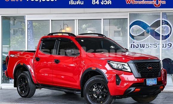ซื้อ รถมือสอง Nissan Navara สีแดง รถยนต์ ใน %{เมือง} ใน กรุงเทพมหานคร
