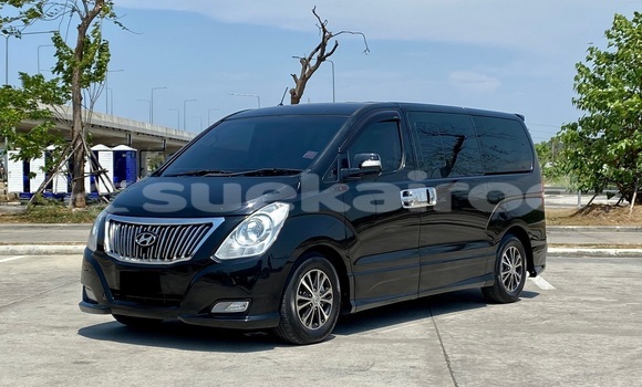 ซื้อ รถมือสอง Hyundai H1 สีดำ รถยนต์ ใน %{เมือง} ใน กรุงเทพมหานคร