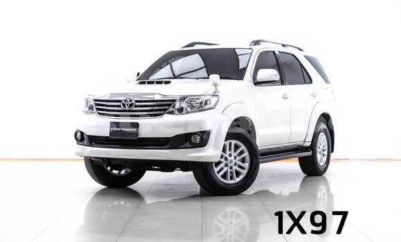 Buy Used Toyota Fortuner White Car in Bangkok in Bangkok Buy Used Toyota Fortuner White Car in Bangkok in Bangkok