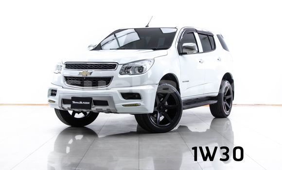 Buy Used Chevrolet TrailBlazer White Car in Bangkok in Bangkok Buy Used Chevrolet TrailBlazer White Car in Bangkok in Bangkok