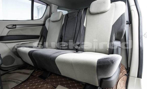 Buy Used Chevrolet TrailBlazer White Car in Bangkok in Bangkok Buy Used Chevrolet TrailBlazer White Car in Bangkok in Bangkok