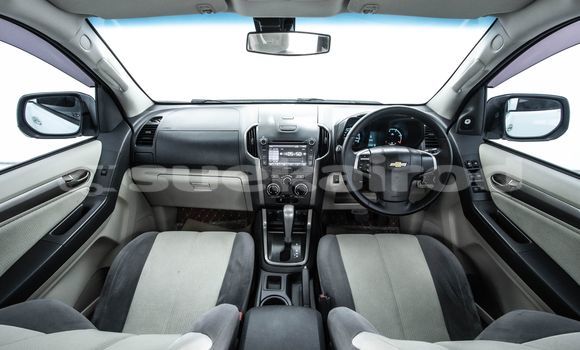 Buy Used Chevrolet TrailBlazer White Car in Bangkok in Bangkok Buy Used Chevrolet TrailBlazer White Car in Bangkok in Bangkok