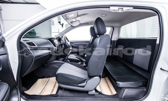 Buy Used Mitsubishi Triton White Car in Bangkok in Bangkok Buy Used Mitsubishi Triton White Car in Bangkok in Bangkok