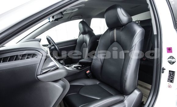 Buy Used Toyota Camry White Car in Bangkok in Bangkok Buy Used Toyota Camry White Car in Bangkok in Bangkok