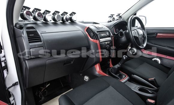 Buy Used Isuzu D-Max White Car in Bangkok in Bangkok Buy Used Isuzu D-Max White Car in Bangkok in Bangkok