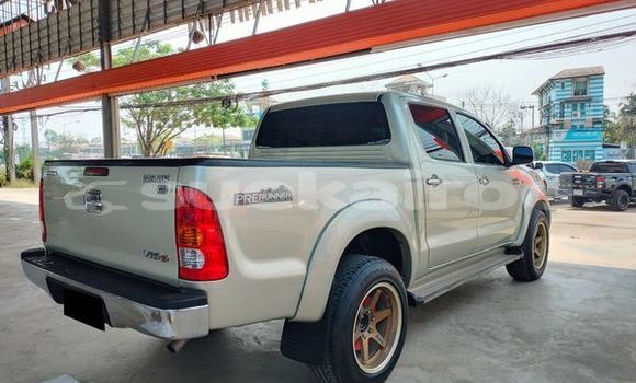 Buy Used Toyota Hiluxe VIGO Silver Car in Bangkok in Bangkok Buy Used Toyota Hiluxe VIGO Silver Car in Bangkok in Bangkok