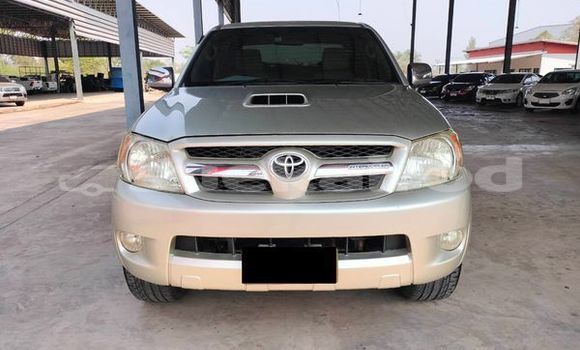 Buy Used Toyota Hiluxe VIGO Silver Car in Bangkok in Bangkok Buy Used Toyota Hiluxe VIGO Silver Car in Bangkok in Bangkok