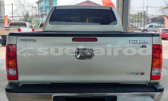 Buy Used Toyota Hiluxe VIGO Silver Car in Bangkok in Bangkok Buy Used Toyota Hiluxe VIGO Silver Car in Bangkok in Bangkok