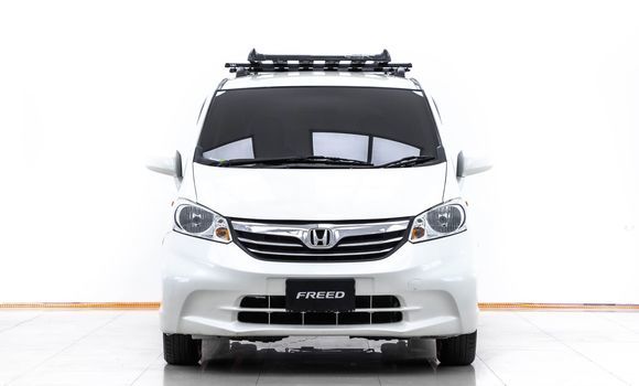 Buy Used Honda Freed White Car in Bangkok in Bangkok Buy Used Honda Freed White Car in Bangkok in Bangkok