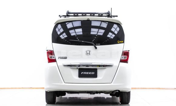 Buy Used Honda Freed White Car in Bangkok in Bangkok Buy Used Honda Freed White Car in Bangkok in Bangkok
