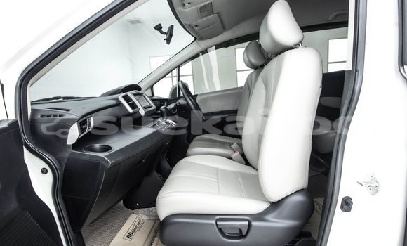 Buy Used Honda Freed White Car in Bangkok in Bangkok Buy Used Honda Freed White Car in Bangkok in Bangkok