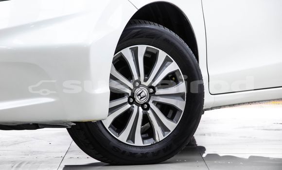 Buy Used Honda Freed White Car in Bangkok in Bangkok Buy Used Honda Freed White Car in Bangkok in Bangkok