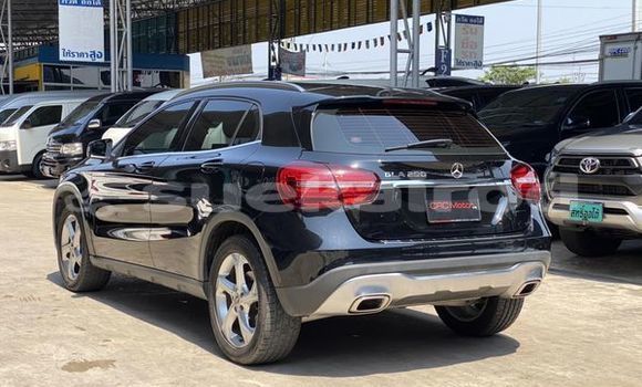 ซื้อ รถมือสอง Mercedes-Benz GLA-klasse สีดำ รถยนต์ ใน %{เมือง} ใน กรุงเทพมหานคร ซื้อ รถมือสอง Mercedes-Benz GLA-klasse สีดำ รถยนต์ ใน %{เมือง} ใน กรุงเทพมหานคร