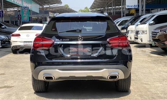 ซื้อ รถมือสอง Mercedes-Benz GLA-klasse สีดำ รถยนต์ ใน %{เมือง} ใน กรุงเทพมหานคร ซื้อ รถมือสอง Mercedes-Benz GLA-klasse สีดำ รถยนต์ ใน %{เมือง} ใน กรุงเทพมหานคร