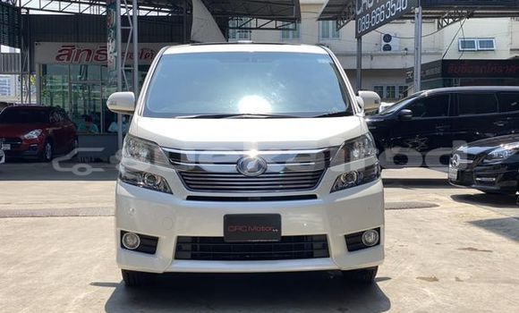 ซื้อ รถมือสอง Toyota Vellfire ขาว รถยนต์ ใน %{เมือง} ใน กรุงเทพมหานคร ซื้อ รถมือสอง Toyota Vellfire ขาว รถยนต์ ใน %{เมือง} ใน กรุงเทพมหานคร