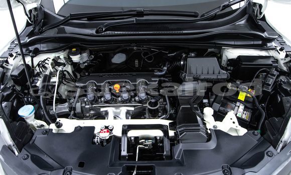 Buy Used Honda HR-V White Car in Bangkok in Bangkok Buy Used Honda HR-V White Car in Bangkok in Bangkok