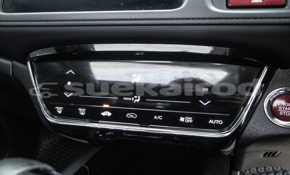 Buy Used Honda HR-V White Car in Bangkok in Bangkok Buy Used Honda HR-V White Car in Bangkok in Bangkok