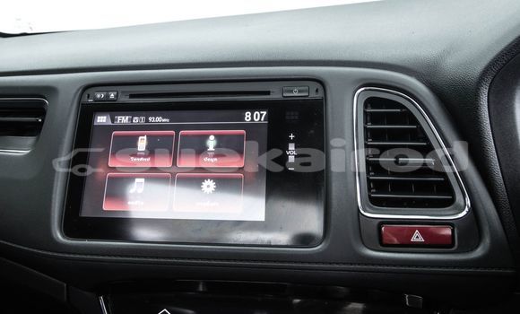 Buy Used Honda HR-V White Car in Bangkok in Bangkok Buy Used Honda HR-V White Car in Bangkok in Bangkok