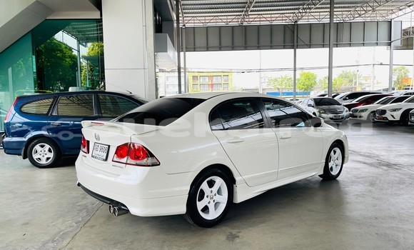 Buy Used Honda Civic White Car in Bangkok in Bangkok Buy Used Honda Civic White Car in Bangkok in Bangkok