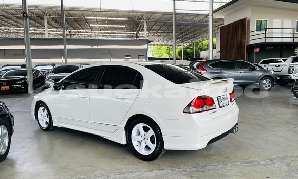 Buy Used Honda Civic White Car in Bangkok in Bangkok Buy Used Honda Civic White Car in Bangkok in Bangkok