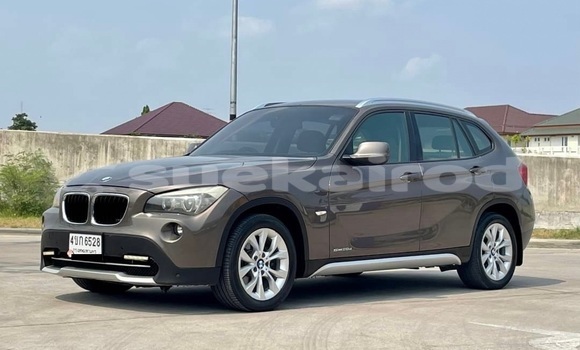 ซื้อ รถมือสอง BMW X1 สีน้ำตาล รถยนต์ ใน %{เมือง} ใน กรุงเทพมหานคร