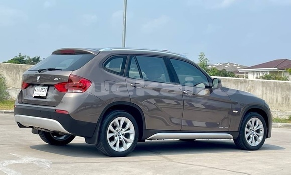 ซื้อ รถมือสอง BMW X1 สีน้ำตาล รถยนต์ ใน %{เมือง} ใน กรุงเทพมหานคร ซื้อ รถมือสอง BMW X1 สีน้ำตาล รถยนต์ ใน %{เมือง} ใน กรุงเทพมหานคร