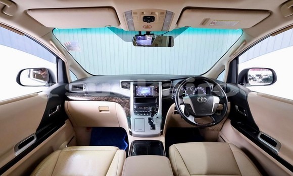 Buy Used Toyota Alphard White Car in Bangkok in Bangkok Buy Used Toyota Alphard White Car in Bangkok in Bangkok