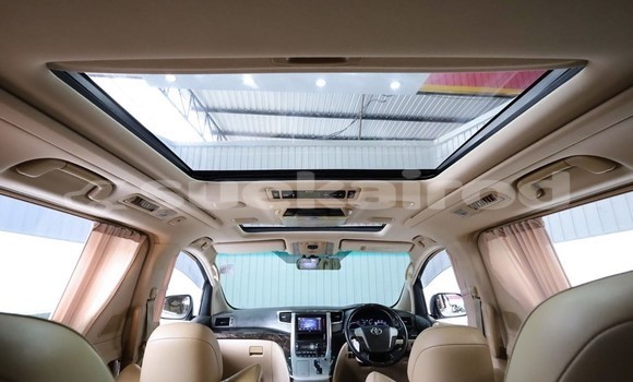 Buy Used Toyota Alphard White Car in Bangkok in Bangkok Buy Used Toyota Alphard White Car in Bangkok in Bangkok