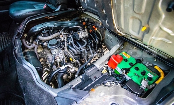 Buy Used Toyota Ventury Black Car in Bangkok in Bangkok Buy Used Toyota Ventury Black Car in Bangkok in Bangkok