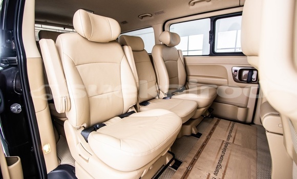 Buy Used Hyundai H1 Black Car in Bangkok in Bangkok Buy Used Hyundai H1 Black Car in Bangkok in Bangkok