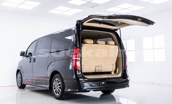 Buy Used Hyundai H1 Black Car in Bangkok in Bangkok Buy Used Hyundai H1 Black Car in Bangkok in Bangkok