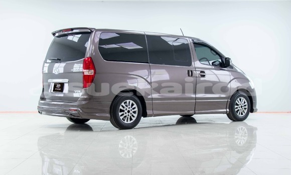 ซื้อ รถมือสอง Hyundai H1 สีน้ำตาล รถยนต์ ใน %{เมือง} ใน กรุงเทพมหานคร ซื้อ รถมือสอง Hyundai H1 สีน้ำตาล รถยนต์ ใน %{เมือง} ใน กรุงเทพมหานคร