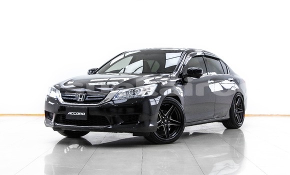 ซื้อ รถมือสอง Honda Accord สีดำ รถยนต์ ใน %{เมือง} ใน กรุงเทพมหานคร