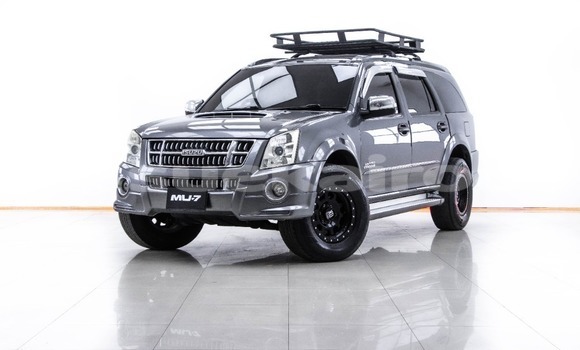 Buy Used Isuzu MU-7 Other Car in Bangkok in Bangkok